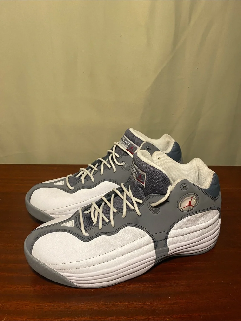 Jordan Jumpman Team 1 Basketball Shoes 11.5